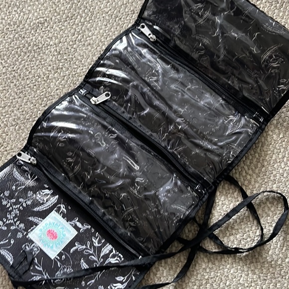 Make up bag - Picture 3 of 4